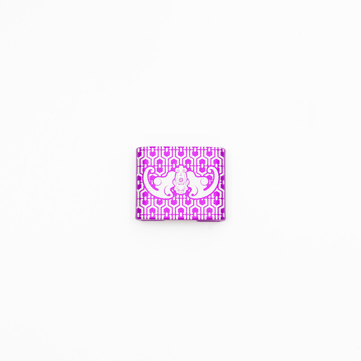 Gridmark // Lucky Bat on Bones Array